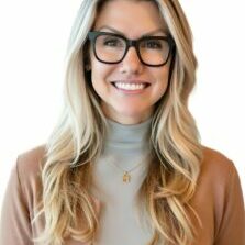 Karen Vester headshot